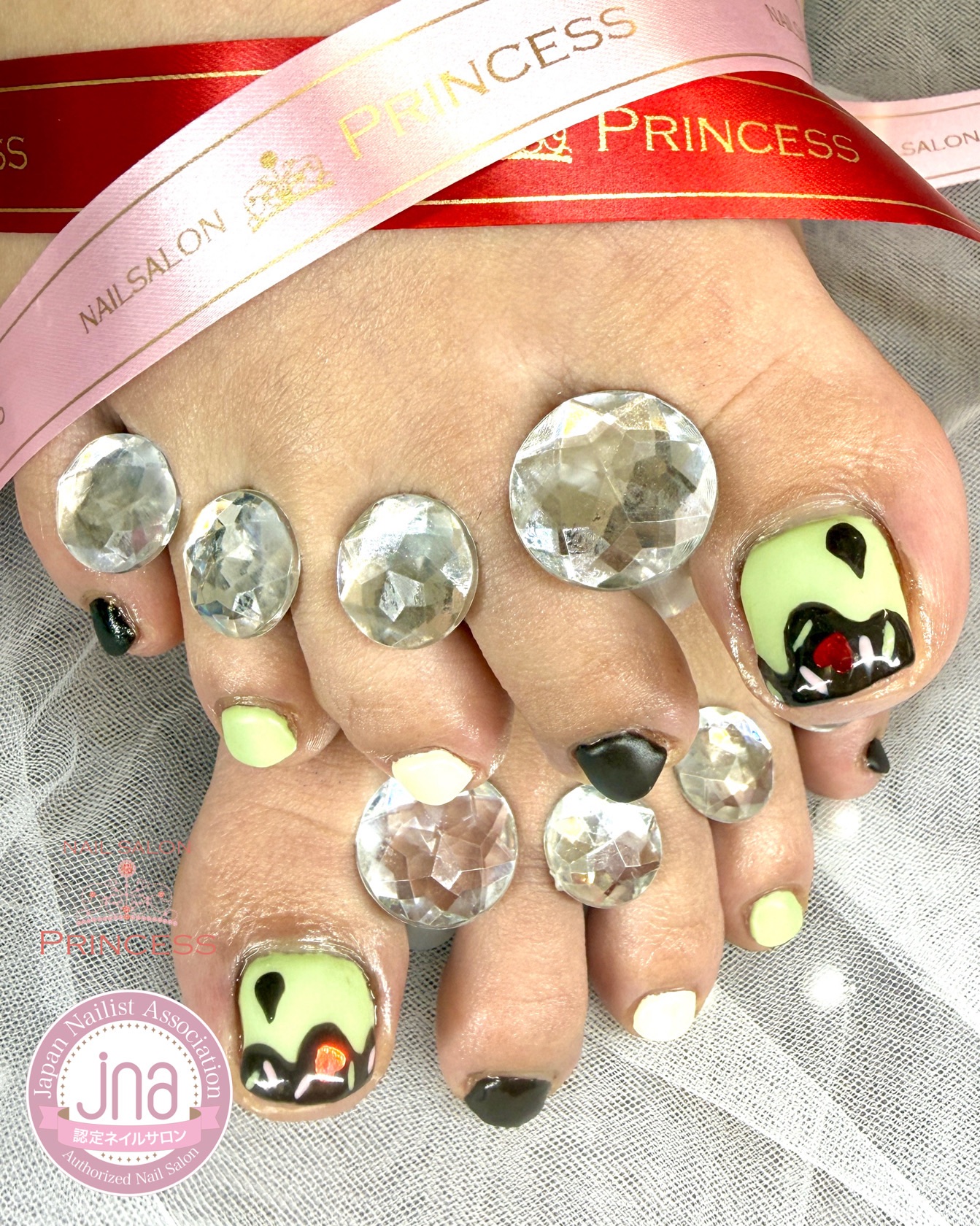 みらい平ネイルサロン フットネイル バレンタインネイル ネイルサロンプリンセス