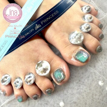 みらい平　フットネイル　蓄光ネイル　ネイルサロンプリンセス