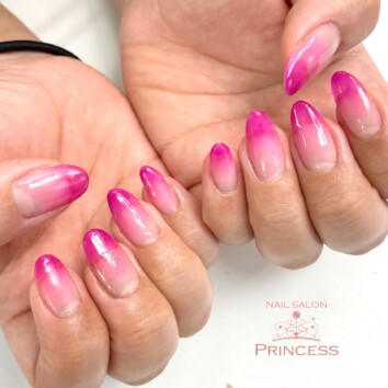 つくばみらい市　マゼンタネイル　グラデーションネイル　ネイルサロンプリンセス