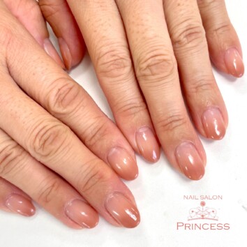 みらい平　グラデーションネイル　ピーチベージュ　ネイルサロンプリンセス