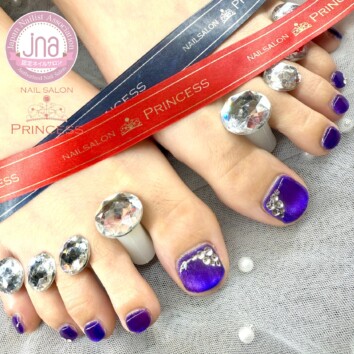 つくばみらい市ネイルサロン　フットネイル　マグネットネイル　パープルネイル　ネイルサロンプリンセス