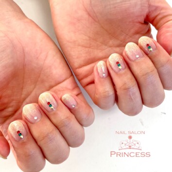 つくばみらい市　グラデーションネイル　ネイルサロンプリンセス