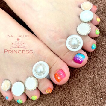 みらい平　フットネイル　ネオンネイル　ネイルサロンプリンセス