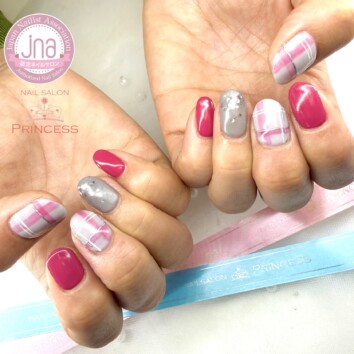 みらい平ネイルサロン チェックネイル ピンクネイル グレーネイル ネイルサロンプリンセス