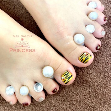 みらい平　フットネイル　トラ柄ネイル　ネイルサロンプリンセス