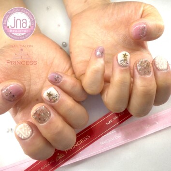 みらい平ネイルサロン　クリスマスネイル　ニットネイル　ネイルサロンプリンセス