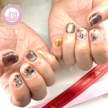 みらい平ネイルサロン ニュアンスネイル ホワイトべっ甲 ネイルサロンプリンセス