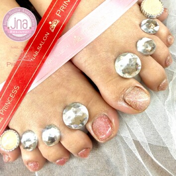 みらい平ネイルサロン　フットネイル　フラッシュマグネットネイル　ネイルサロンプリンセス