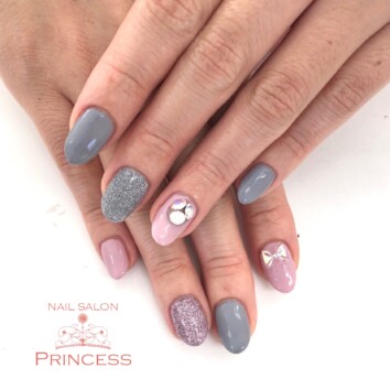 つくばみらい市 ビジューネイル フラッシュネイル ネイルサロンプリンセス