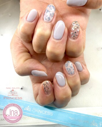 みらい平ネイルサロン　レオパードネイル　グレーネイル　ネイルサロンプリンセス