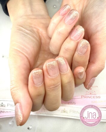 つくばみらい市ネイルサロン グラデーションネイル ラメグラネイル ネイルサロンプリンセス
