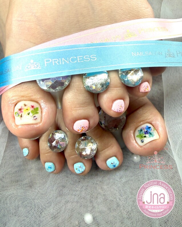 みらい平ネイルサロン　フットネイル　押し花ネイル　ネイルサロンプリンセス