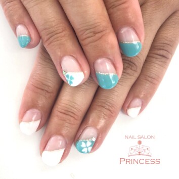 つくばみらい市 フレンチネイル クローバーネイル ネイルサロンプリンセス