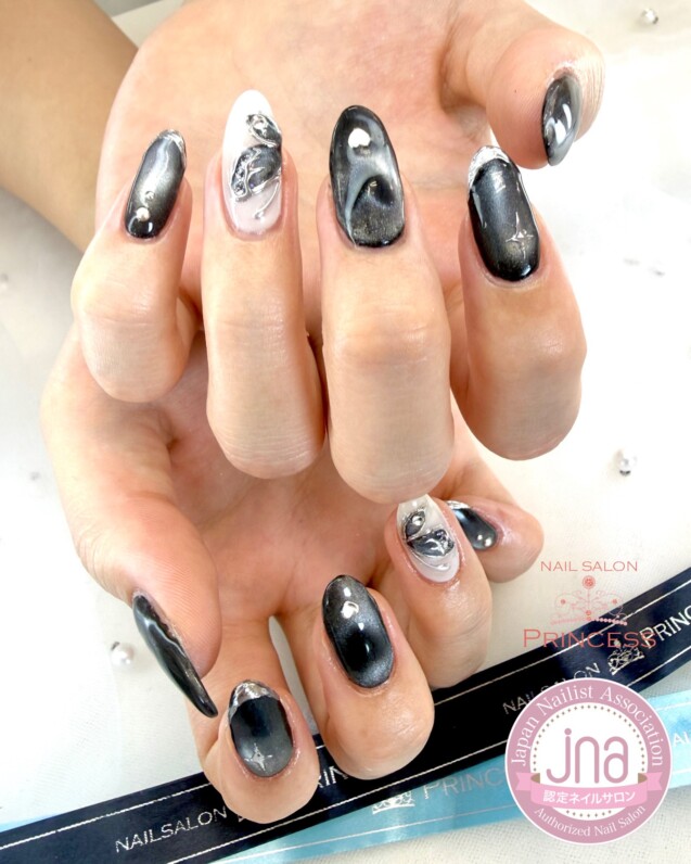 みらい平ネイルサロン　マグネットネイル　バタフライネイル　ネイルさえ