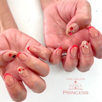 みらい平　ハートホロ　スキニーフレンチ　ネイルサロンプリンセス