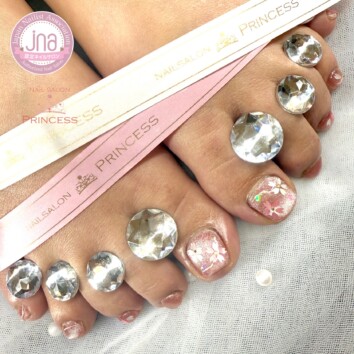 つくばみらい市ネイルサロン フットネイル 桜ホロネイル ネイルサロンプリンセス