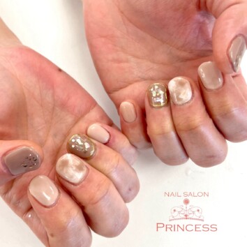 つくばみらい市　ニュアンスネイル　ブラウンネイル　ネイルサロンプリンセス