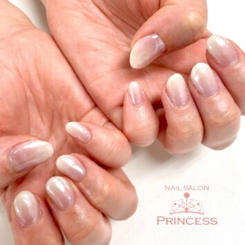 つくばみらい市　ホワイトグラデーション　ヴェールネイル　ネイルサロンプリンセス