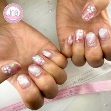 つくばみらい市　マグネットネイル　桜ホロネイル　ネイルサロンプリンセス