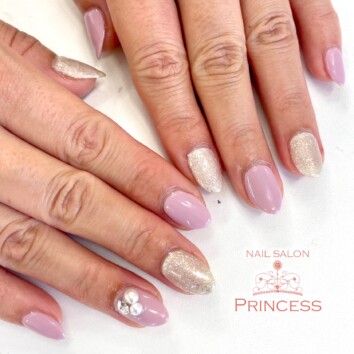 つくばみらい市　バイカラーネイル　ピンクネイル　ネイルサロンプリンセス