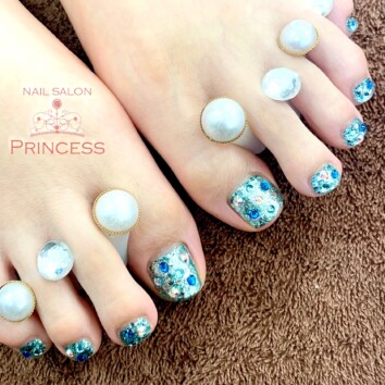 つくばみらい市　フットネイル　グリッターネイル　ネイルサロンプリンセス