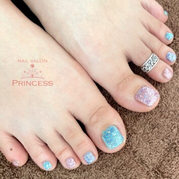 つくばみらい市　フットネイル　グリッターネイル　ネイルサロンプリンセス