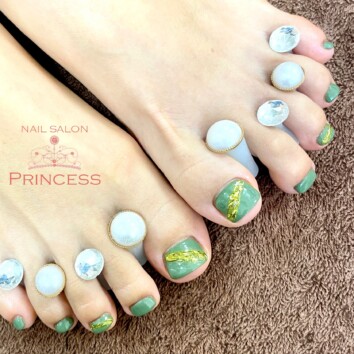 みらい平　フットネイル　カーキネイル　ネイルサロンプリンセス